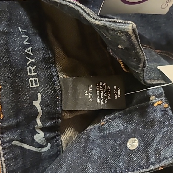 Lane bryant straight fit slim boot  genius fit jeans. Size 14 petite. New w/tags - Picture 3 of 5